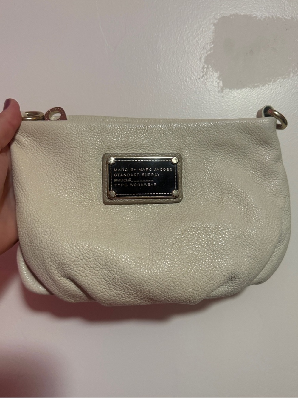 Marc by Marc Jacobs Off-White Pebbled Leather Crossbody Detachable Strap